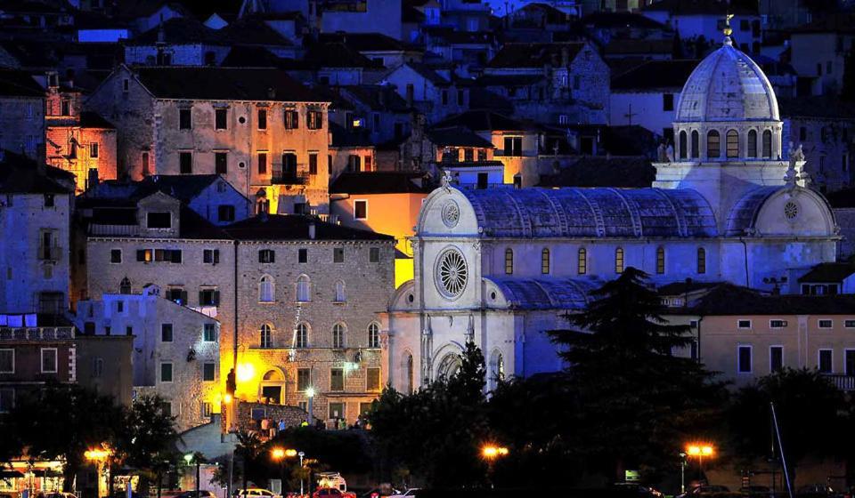 Apartments Stari Šibenik Grebastica Bagian luar foto